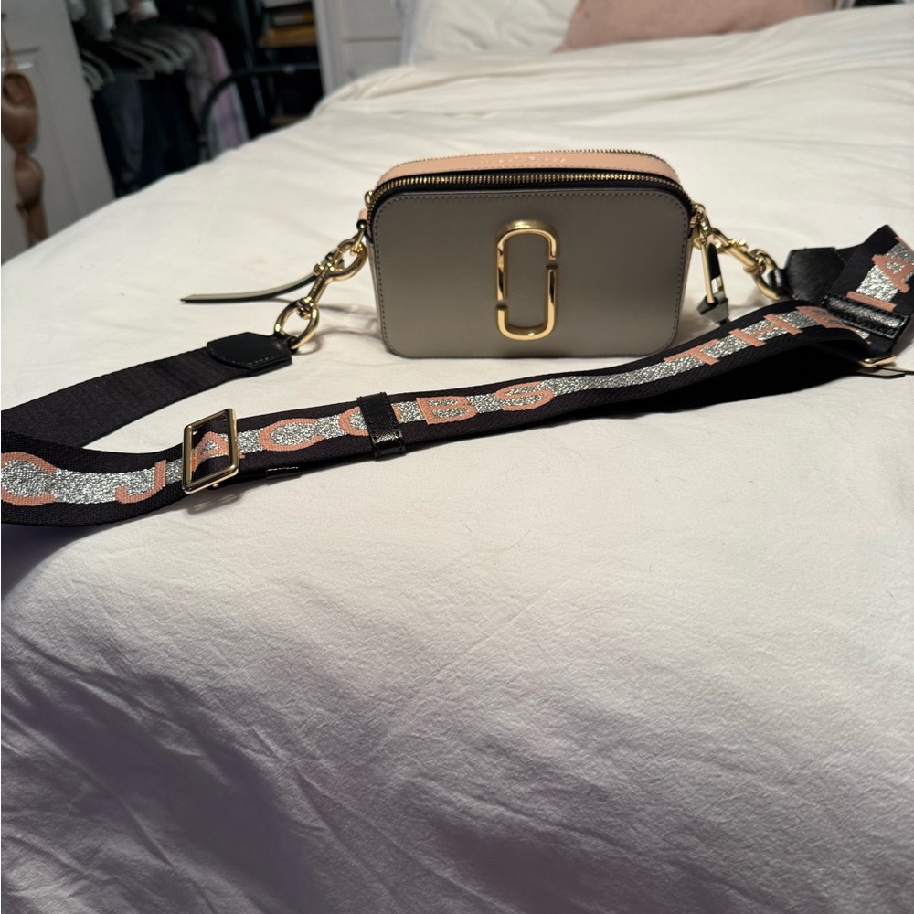 Marc Jacob’s snapshot 
New without tags 
Comes with dust bag